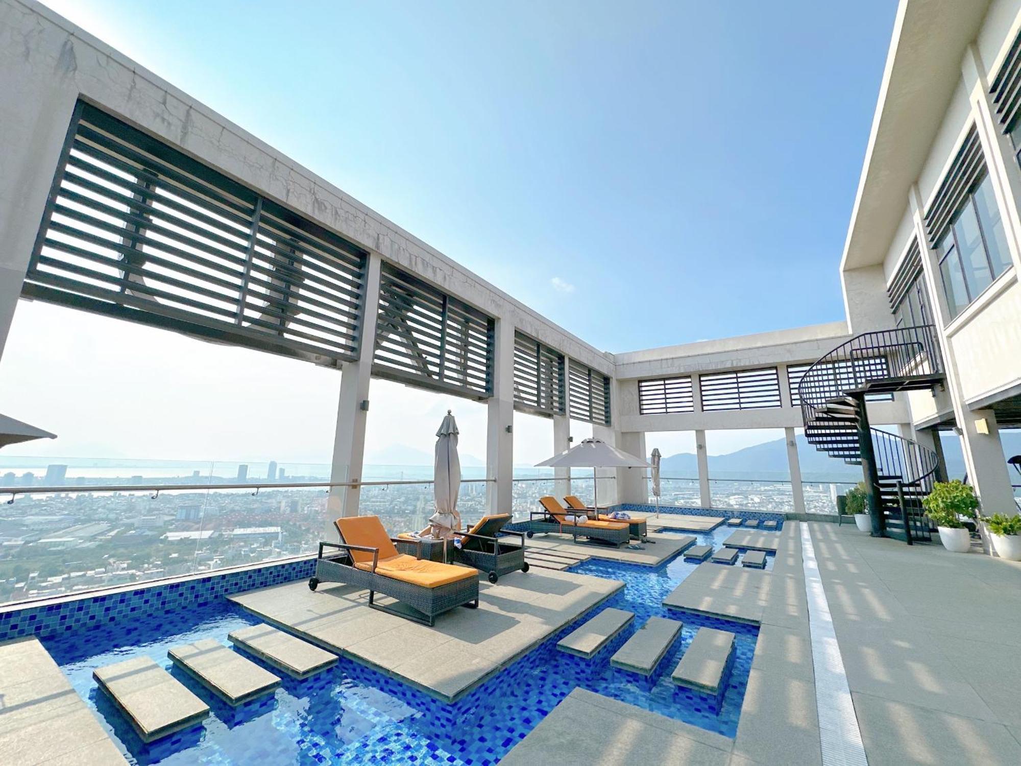 Luxury Apt Opposite Mykhe Beach Da Nang Buitenkant foto